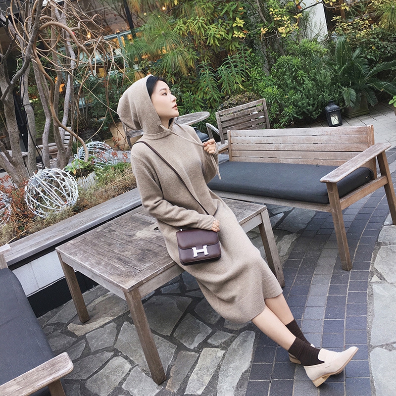 Đầm Len Dài Tay Có Mũ Hoodie Form Rộng Thời Trang Cho Sinh Viên | BigBuy360 - bigbuy360.vn