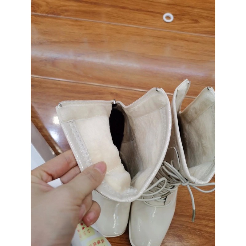 Boots da bóng giả buộc dây kéo khoá sau (sẵn màu đen , kem sẵn 37) | BigBuy360 - bigbuy360.vn