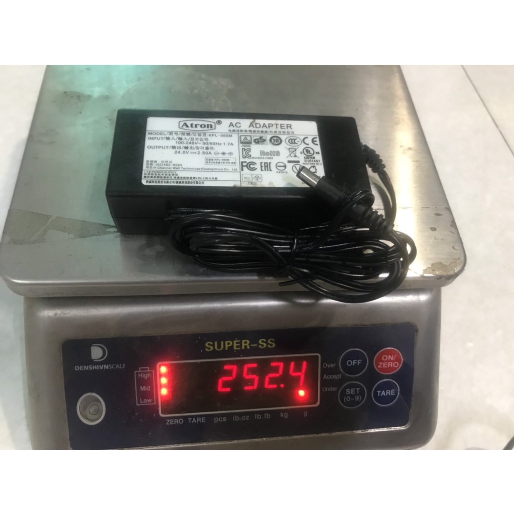 Adapter nguồn 24v 2.5a hàng zin qua sử dụng.