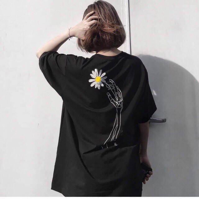 Áo phông tay lỡ nam nữ form rộng in hình hoa cúc bàn tay, áo thun nam nữ unisex dáng rộng tay lỡ hot hit cực ưu đãi | BigBuy360 - bigbuy360.vn