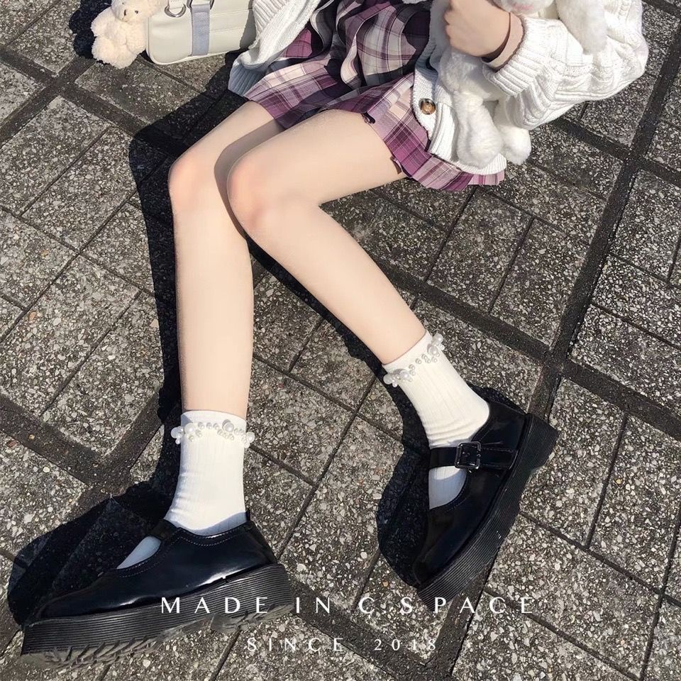 Tất ống phối ren đính ngọc trai nhân tạo kiểu Nhật dễ thương dành cho nữ