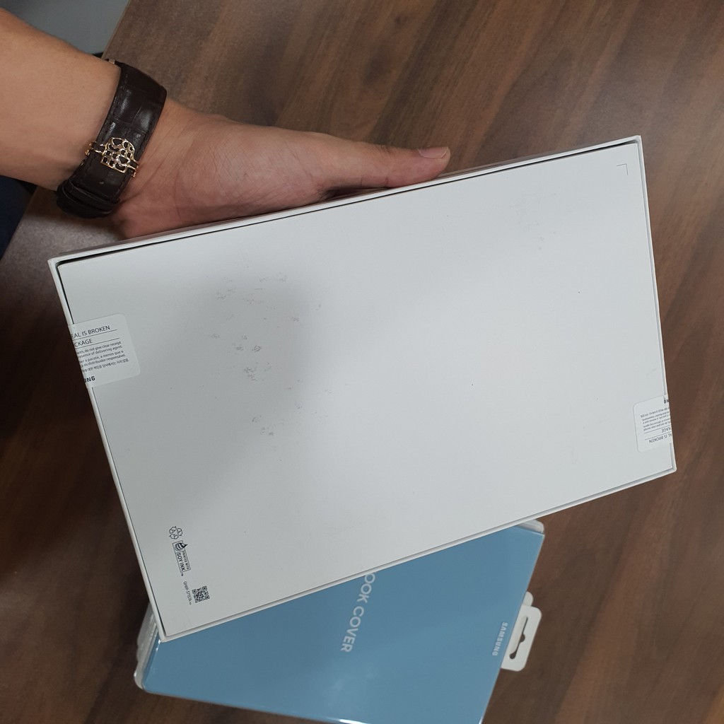 Máy tính bảng Galaxy Tab S6 Lite kèm bao da Book cover - Hàng chính hãng - Đã kích hoạt bảo hành điện tử [ FULLBOX ]
