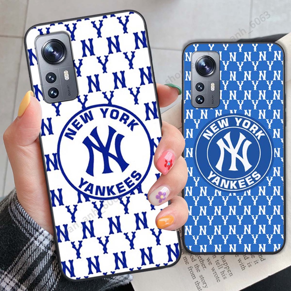 Ốp lưng Xiaomi 12 / Xiaomi 12 Pro ốp điện thoại hình bearbrick, new york, thể thao