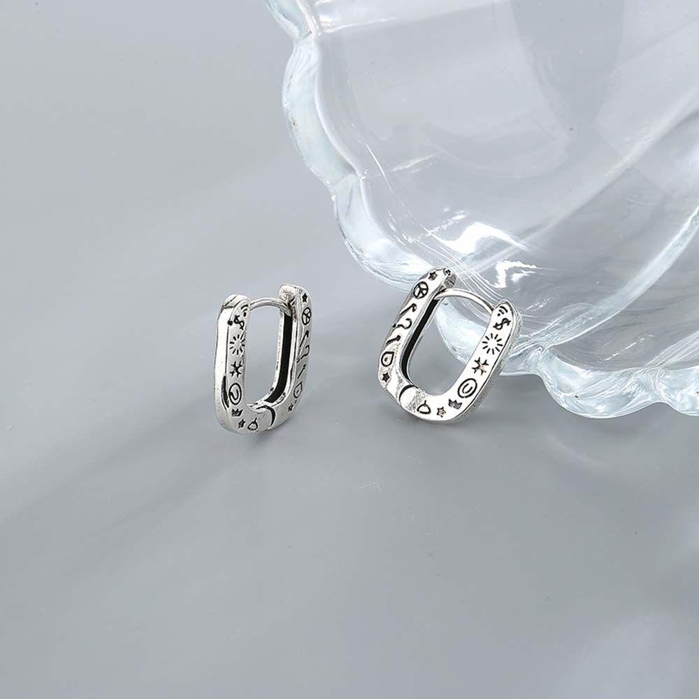 Khuyên Tai Tròn Đơn Giản Nhiều Màu Sắc Thời Trang Cho Nam Và Nữ