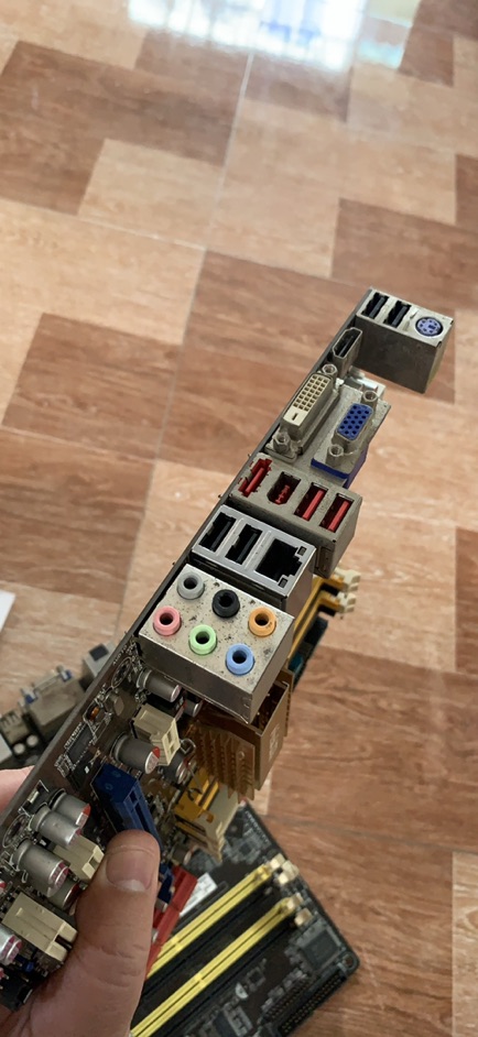 Mainboard Asus P5E-VM DO chạy max 8G dr2 chính hãng.