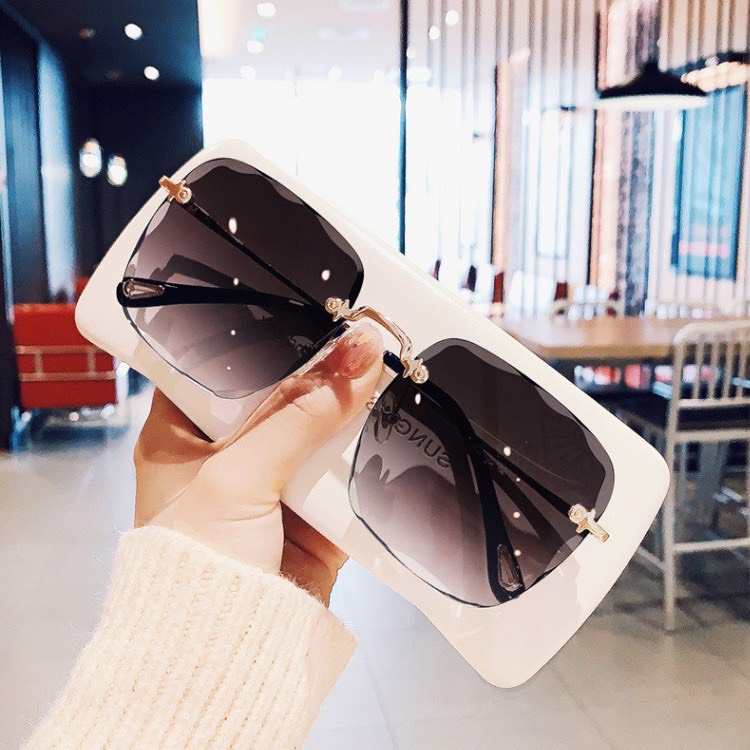 Mắt Kính Mát Nữ Xi Ốc Không Viền Form Vuông Xoắn 339 Chống Tia Uv Sang Chảnh - Hata24h