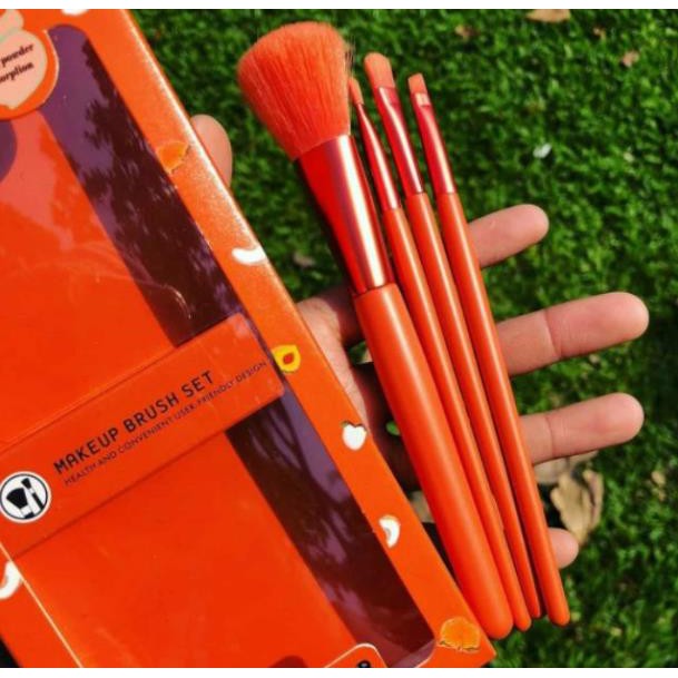 Bộ cọ trang điểm 4 cây Thái Lan mẫu mới