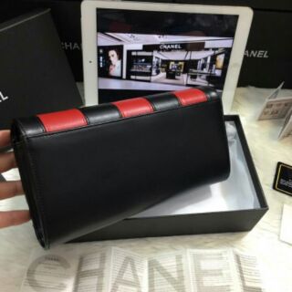 Cluth Chanel