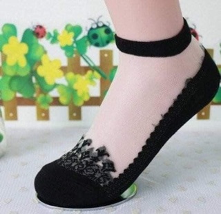 Tất ren công chúa