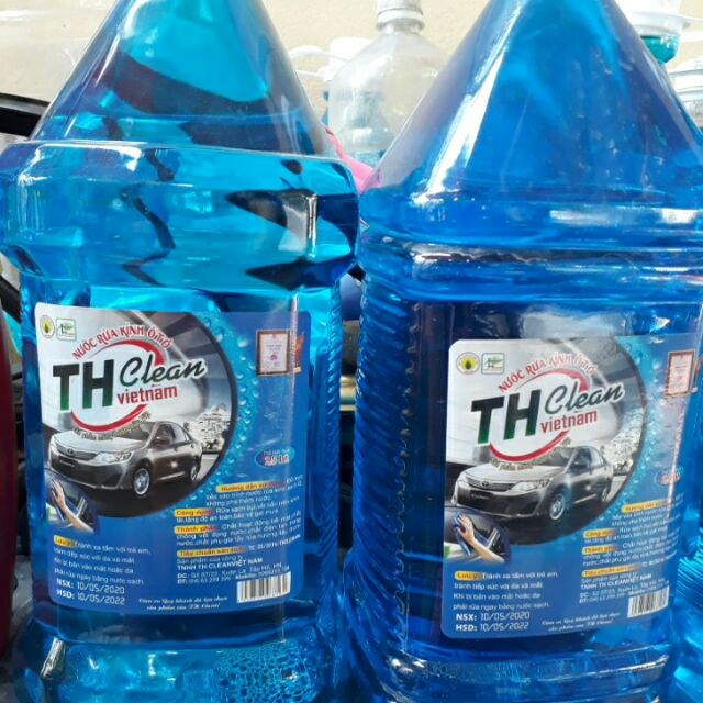 Nước rửa kính ô tô  chuyên dụng TH CLean can 2.5l . Rẻ nhất VBB .