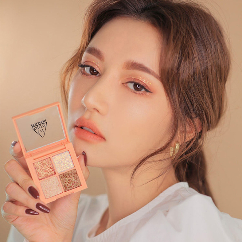 (Hàng Mới Về) Bảng Phấn Mắt 4 Màu Kim Tuyến Lấp Lánh