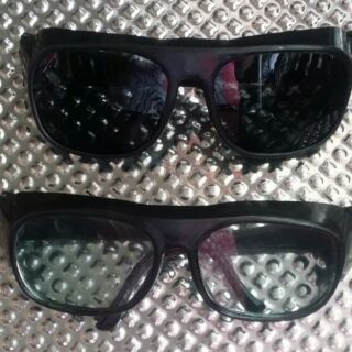 Kiếng đeo hàn đen, trắng..