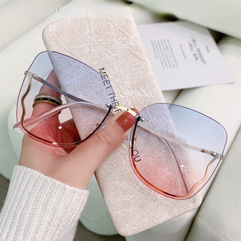 (HENGHA) Kính Mát Thời Trang Hàn Quốc Không Gọng Cắt Hình Bướm Màu Gradient Phương Tây