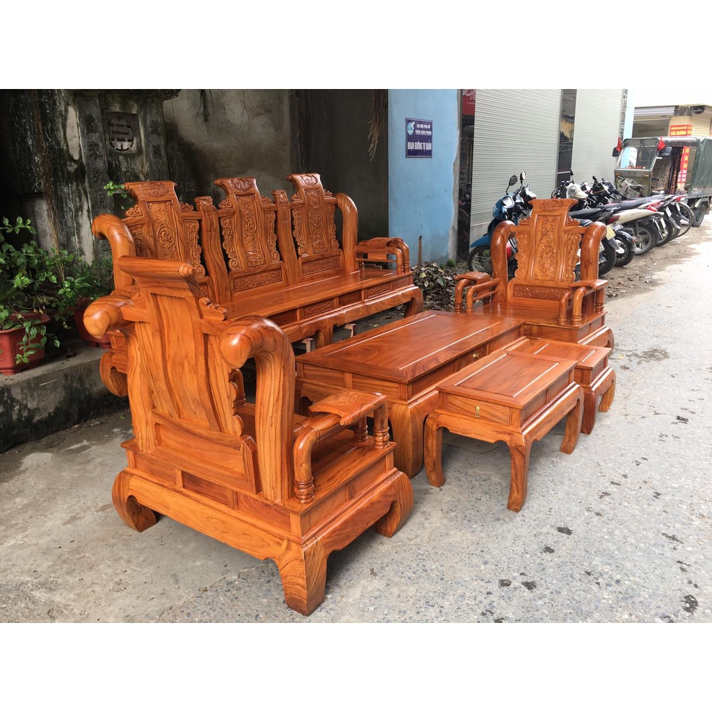 Bộ bàn ghế tần thuỷ hoàng gỗ gõ đỏ cột 12, cột liền, yếm liền, mặt bàn là ván liền.