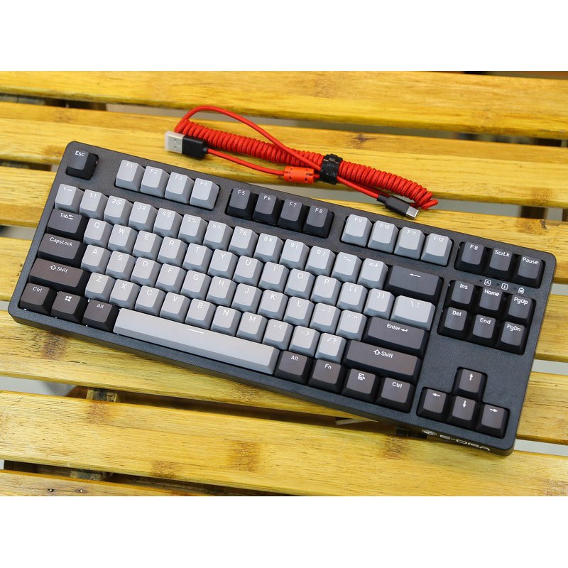 Bàn phím cơ E-Dra EK387 Pro – Gateron Switch (Keycap PBT Double shot, Không LED)