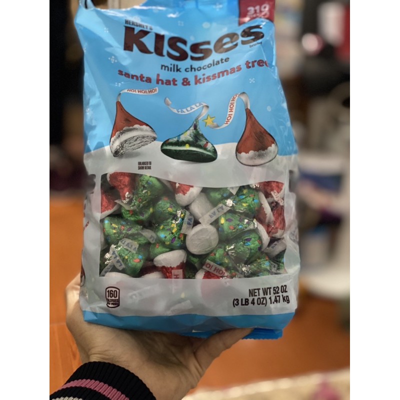 Kẹo Chocolate Kisses Vị Choco Sữa Phiên Bảnz Giáng Sinh 1.47kg Của Mỹ- sh bán tách lẻ