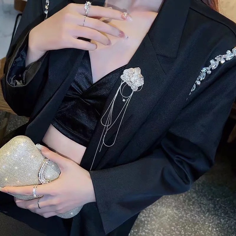 (MớI) Ghim CàI ÁO HìNh Hoa ĐíNh Đá Xinh XắN