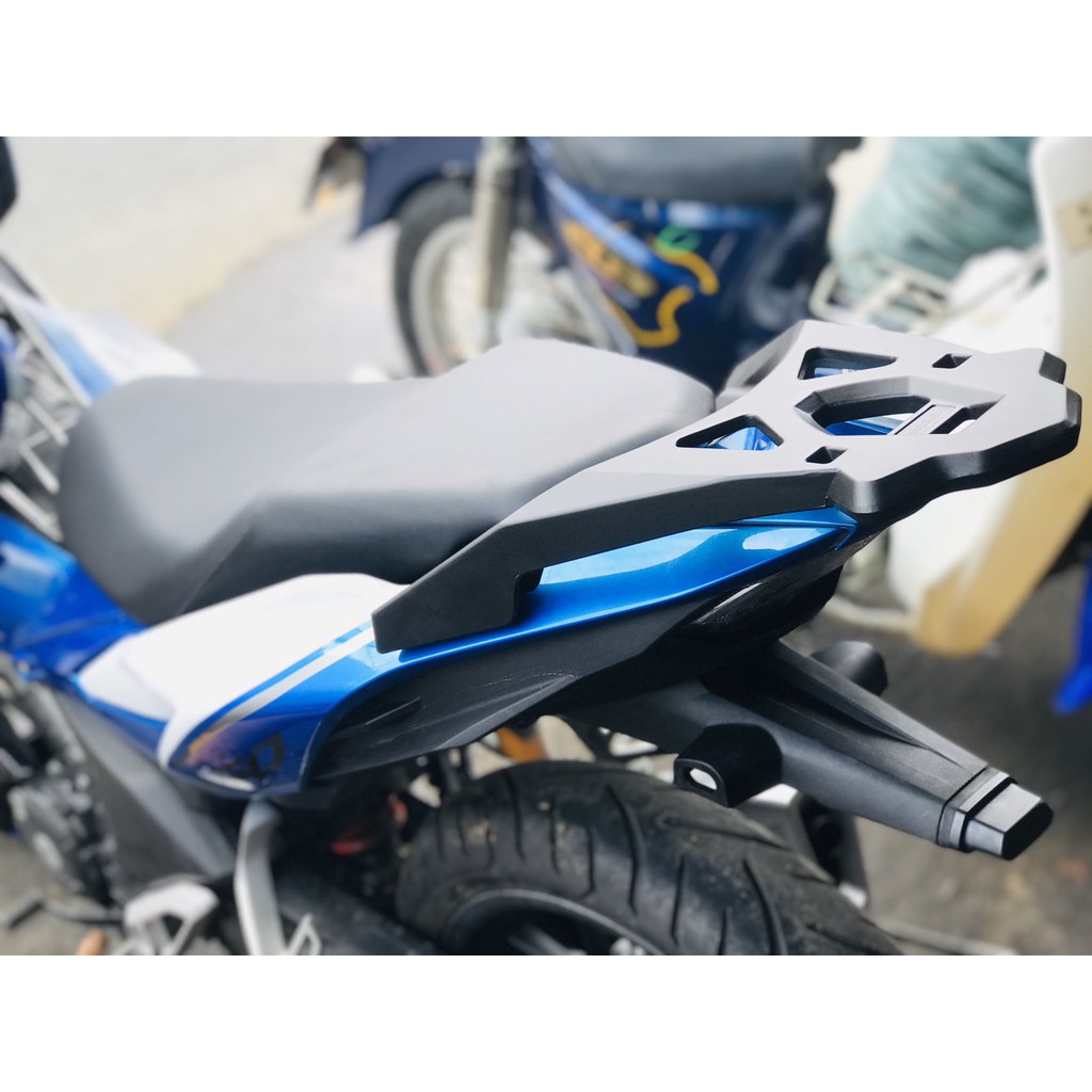 Cảng tay nắm sau WINNER X malay