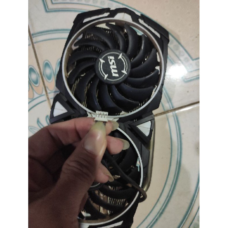 fan tản vga msi