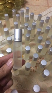 1 chuốt mi dầu dừa