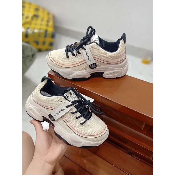 Giày Sneaker Thể Thao Nữ Sóng Đen Đỏ Siêu Đẹp