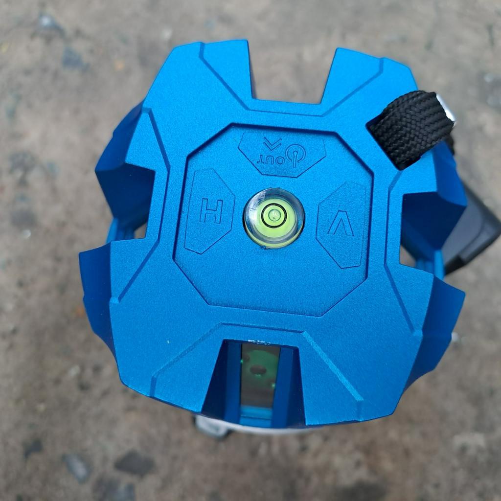 Máy Laser 5 tia xanh siêu sáng-Máy Cân Bằng -gồm 2pin -Bảo hành 12 tháng