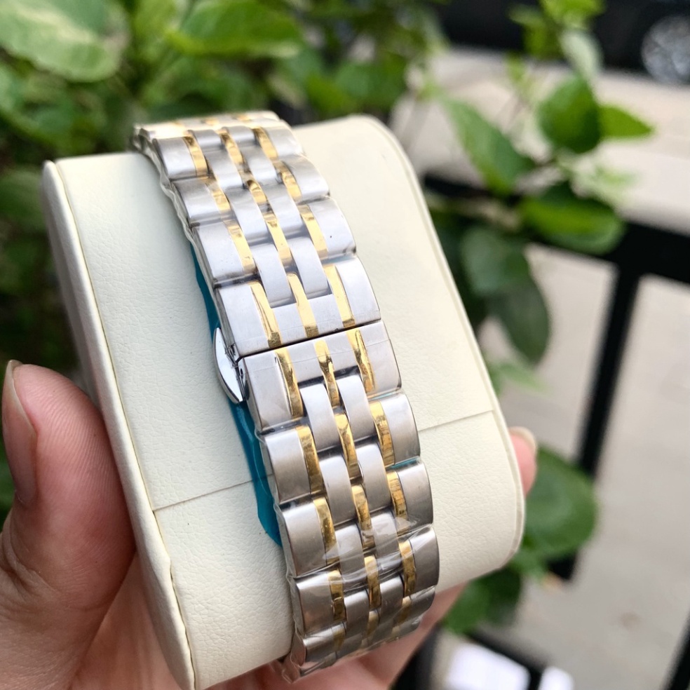 Đồng Hồ Nam Seiko Sapphire SK025 Mặt Trơn 2 lịch Máy Pin Nhật Chống xước Tuyệt Đối