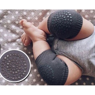 Tất Chống Trượt Bảo Vệ Đầu Gối Cho Bé