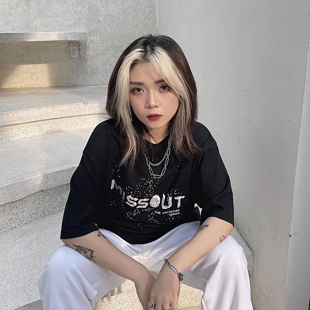 Áo Thun Nam Nữ MISSOUT MOON Unisex - Kiểu áo phông form rộng tay lỡ Leevin Store | BigBuy360 - bigbuy360.vn