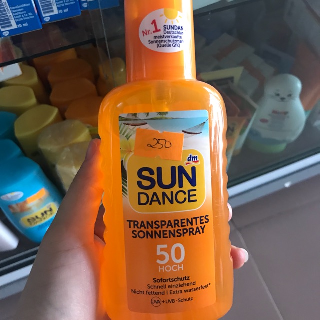 Kem chống nắng body dạng nước xịt sundance