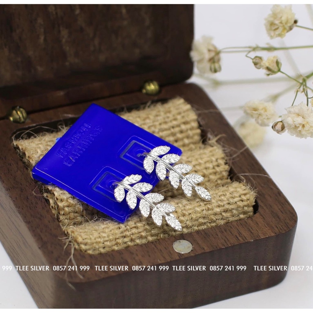 Khuyên tai bạc nữ TLEE cành lá dáng dài TleeJewelry B0374