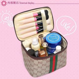 Túi đựng mỹ phẩm guci