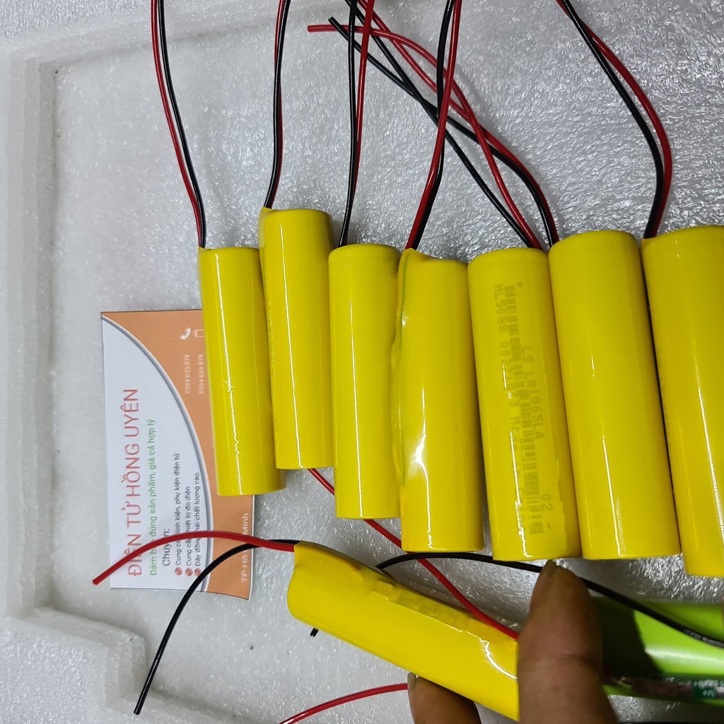 SL Pin Lithium 18650  2600mAh Xả cao 20A Cực khỏe. Có mạch bảo vệ cell pin nên dùng rất bền
