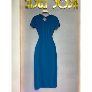 D157 - Đầm thun xẻ tà basic