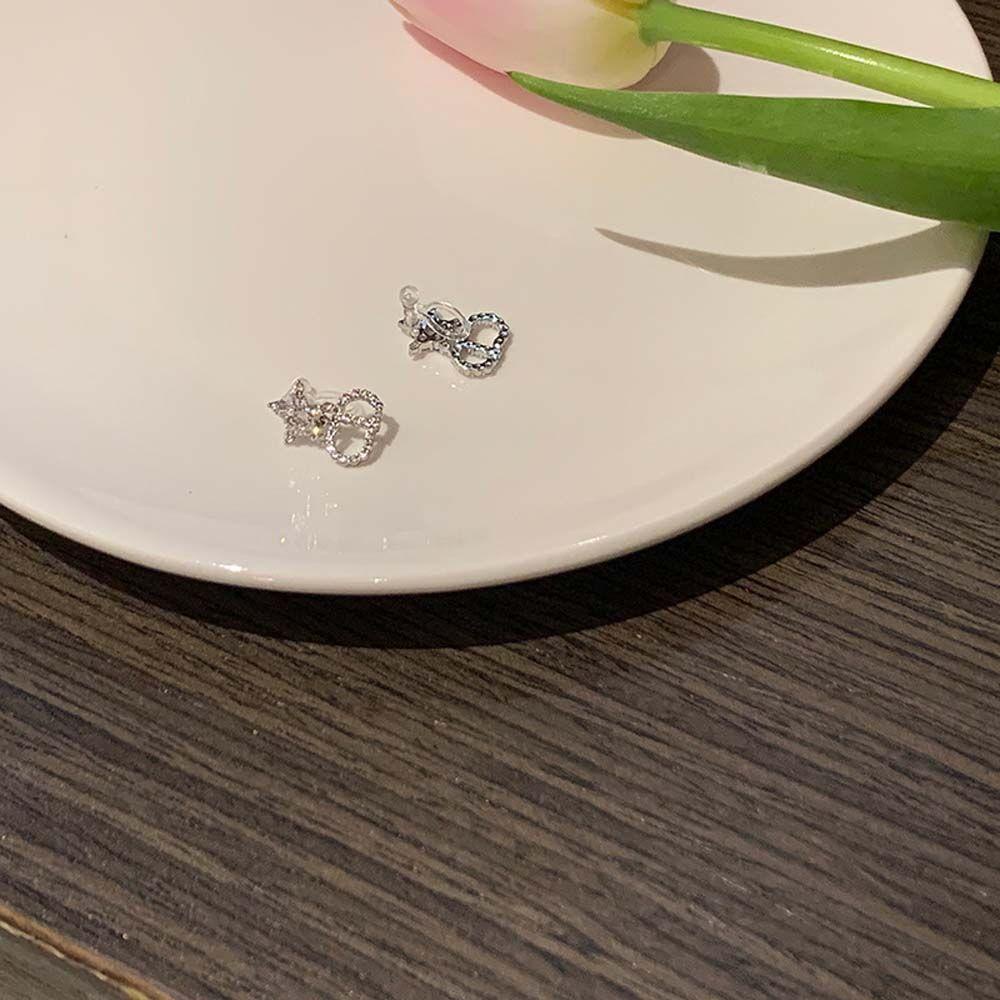 Khuyên Tai Hình Ngôi Sao Năm Cánh Sang Trọng Cho Nữ