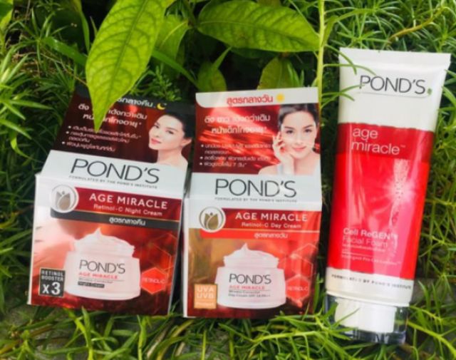 Kem chống lão hóa Pond's Age Miracle ban ngày SPF 18 PA++