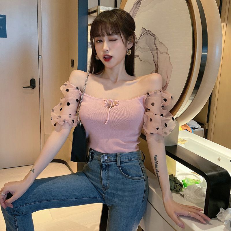 Áo Croptop Trễ Vai Tay Phồng Phối Lưới Họa Tiết Chấm Bi Phong Cách Quyến Rũ