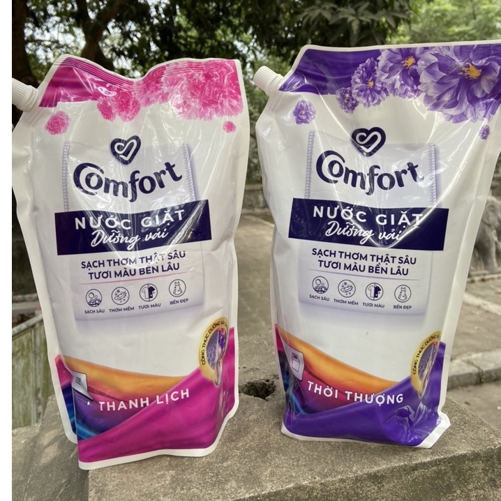 Nước giặt chống lão hóa vải Comfort hương Thanh Lịch túi 2,2KG