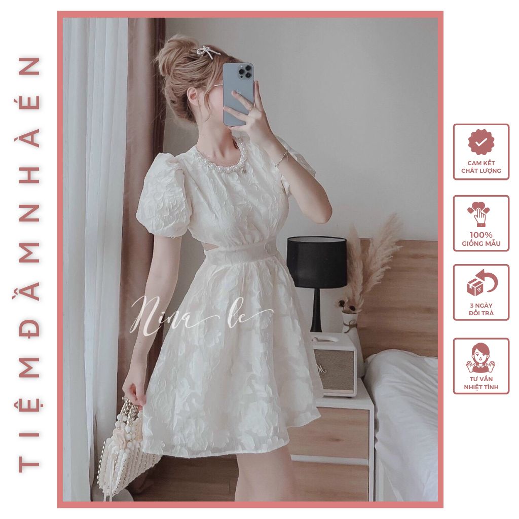 Đầm trắng xòe hoa nổi cổ tròn viền ngọc cutout nơ lưng phong cách Hàn Quốc
