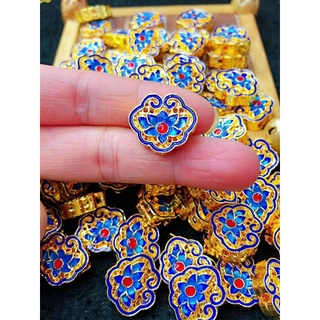 Charm vàng mix vòng phong thủy