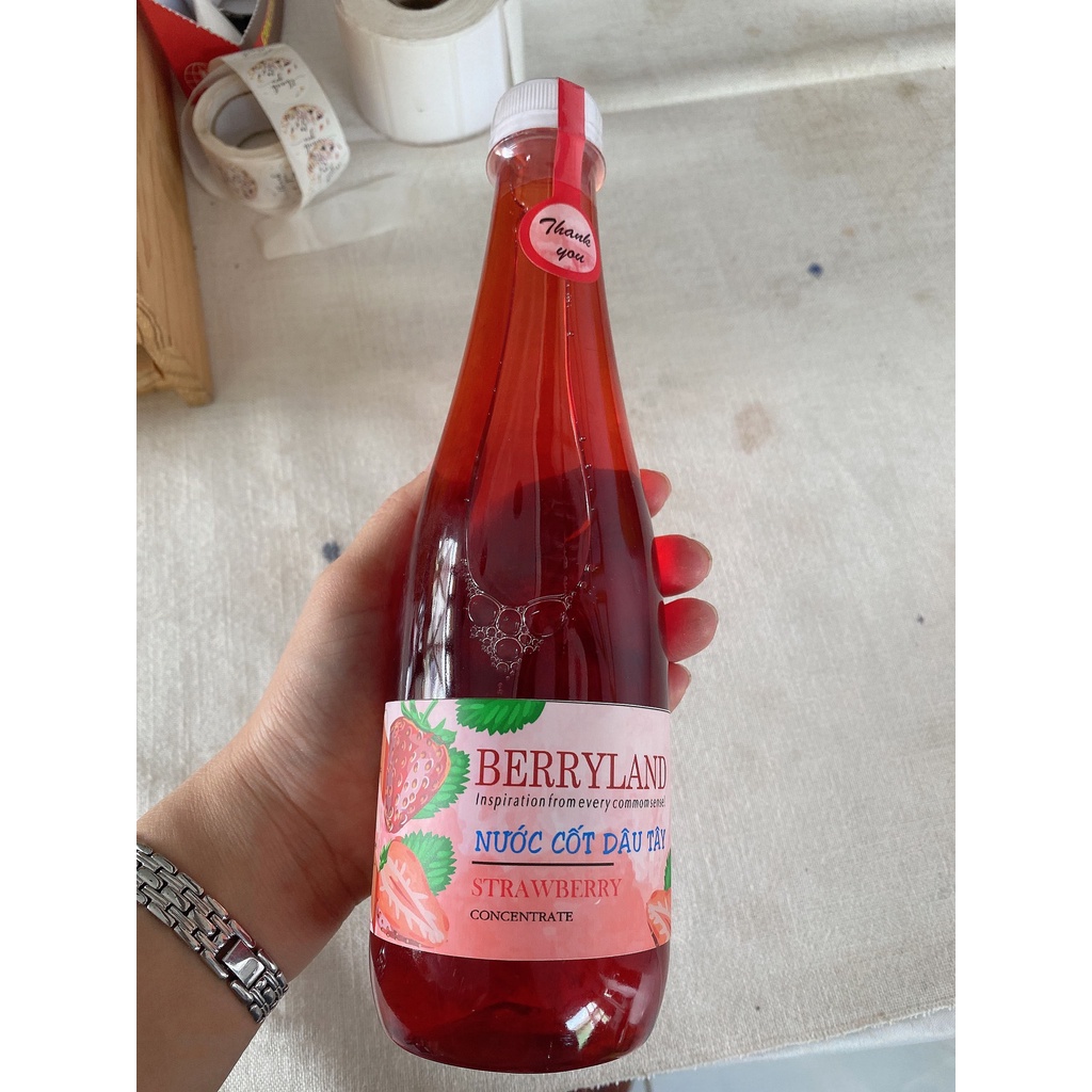 Nước cốt dâu tây Berryland 500ml - Nước giải khát vị chua ngọt tự nhiên - Đặc sản Đà Lạt Quà tặng ý nghĩa