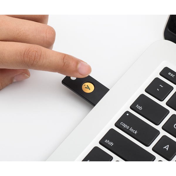 Thiết bị xác thực hai yếu tố Yubikey 5 NFC - bảo hành 1 đổi 1