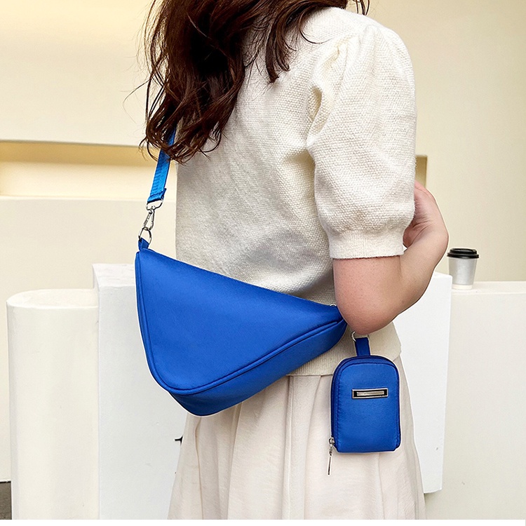 Túi Đeo Vai Bằng Vải Bạt Nylon Sức Chứa Lớn Mẫu Mới 2022 Phong Cách Thể Thao Dễ Phối Đồ Thời Trang Cho Nữ