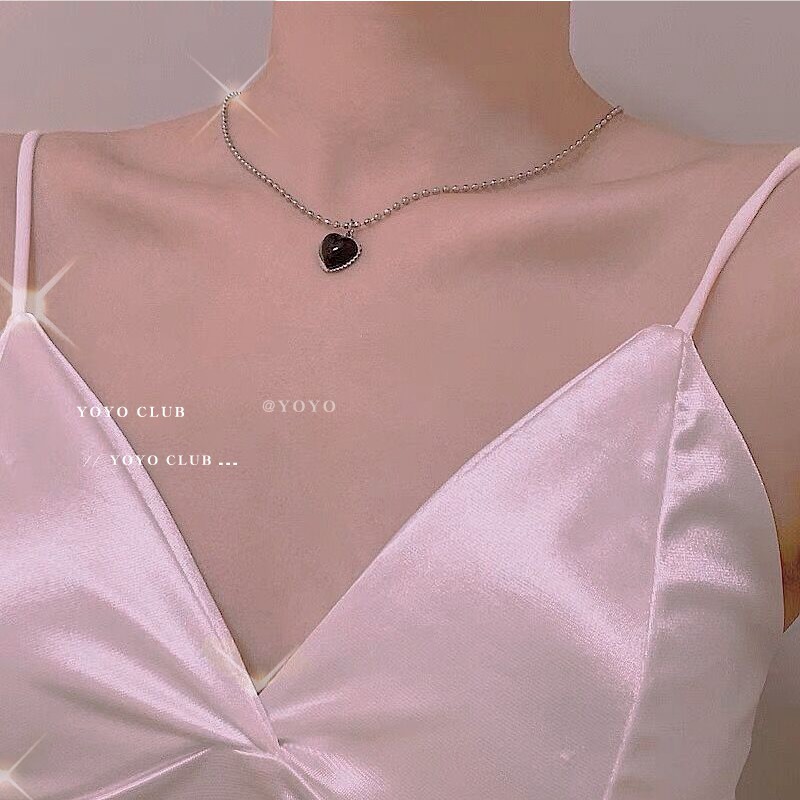 Dây Chuyền Mặt Hình Trái Tim Bằng Mã Não Kèm Dây Chất Liệu Thép Titan Cao Cấp Cho Nữ