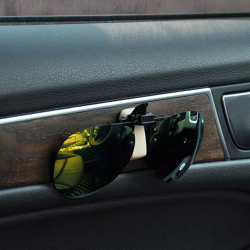 3 móc treo đồ gắn sau ghế ngồi xe hơi dạng ẩn đa năng sáng tạo