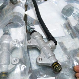 Heo đạp thắng sau yamaha-honda