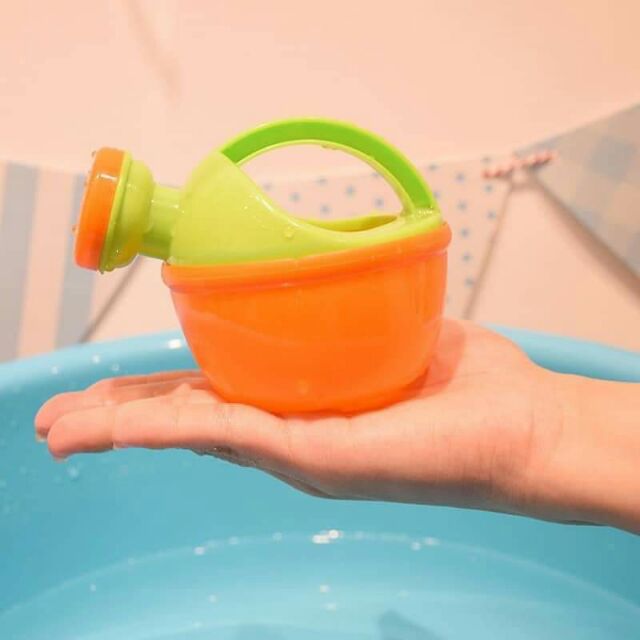 Đồ chơi nhà tắm bình tưới nước cho bé
