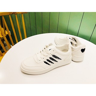 giày sneaker độn đế nữ