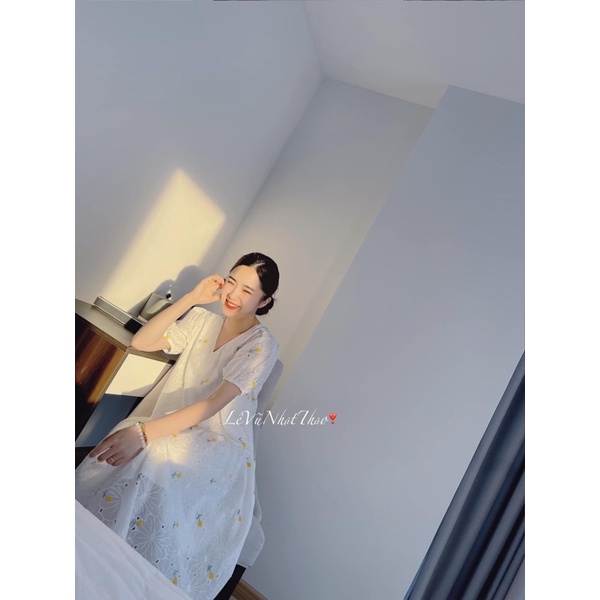 Đầm Ren Hoa Thêu Vải Boi Cổ Tim Dáng Suông Cực Kỳ Dễ Mặc