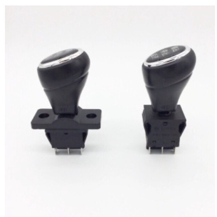 Cần gạt tiến lùi xe ô tô điện